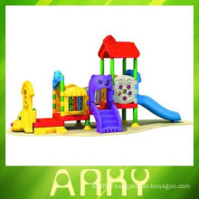 Children&#39;s Plastic Small Indoor Playground